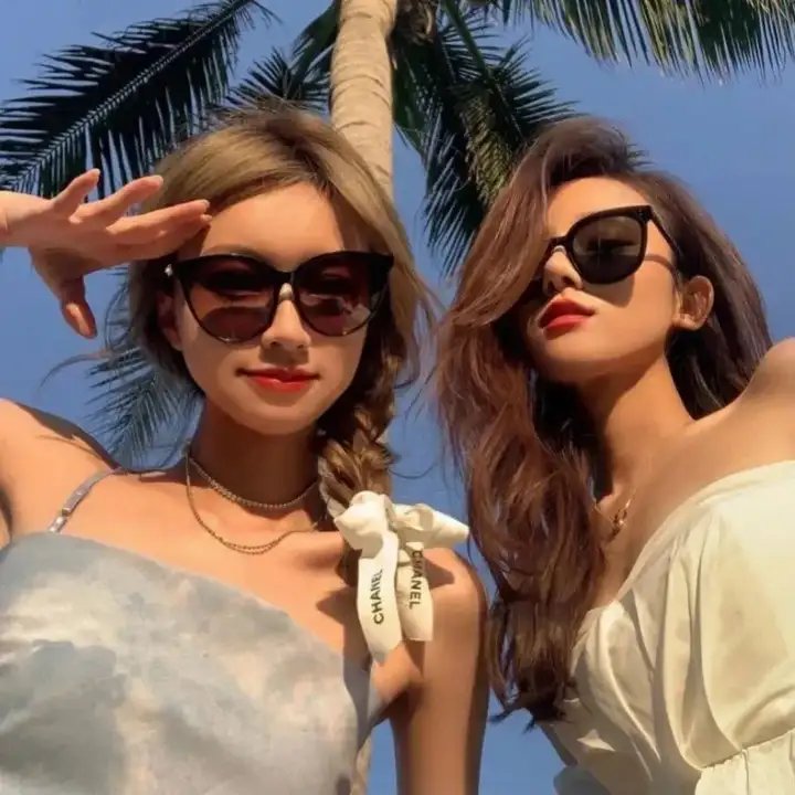 我和美女上司的荒岛生涯